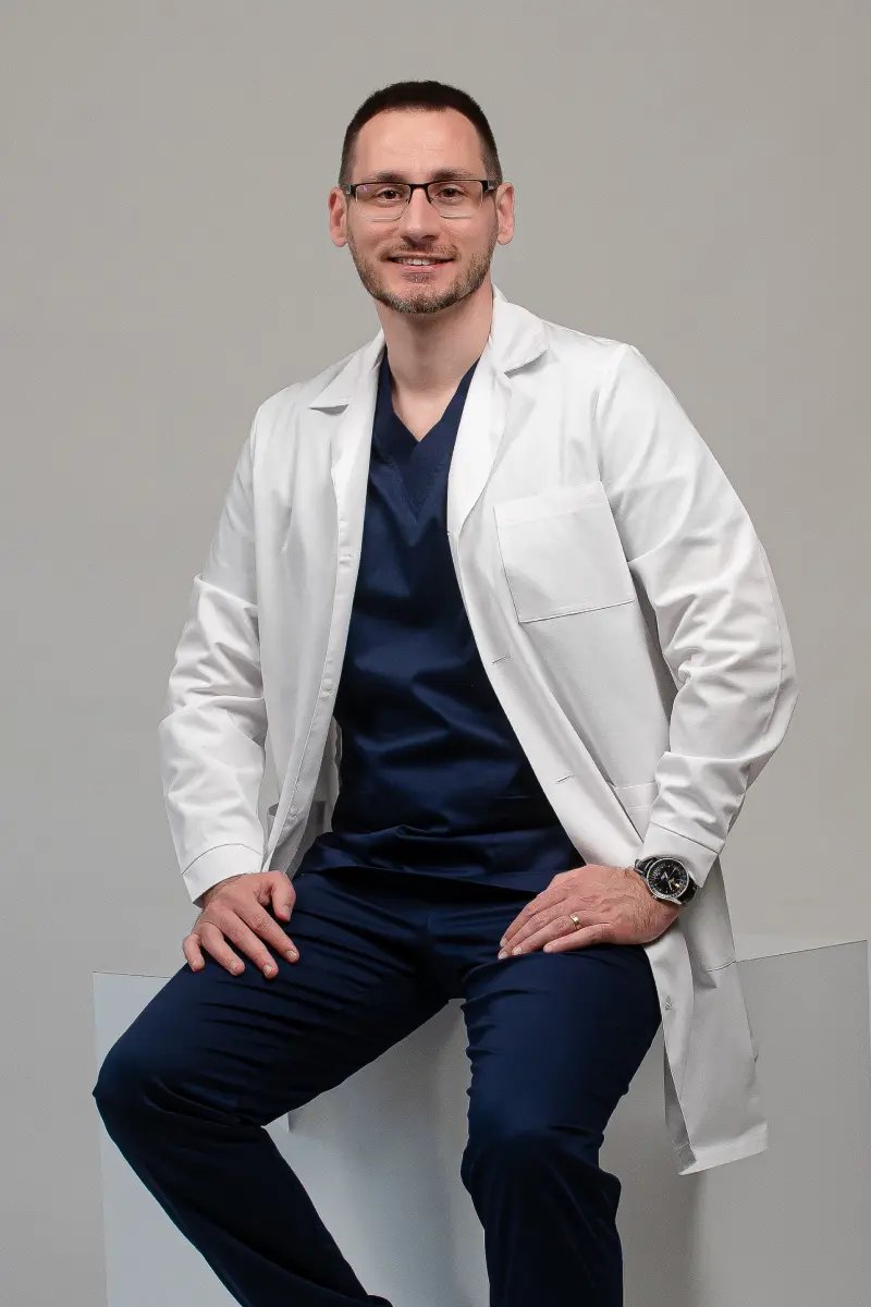 Dr. Ditrói balázs, Szülész-nőgyógyász szakorvos, gyermeknőgyógyász